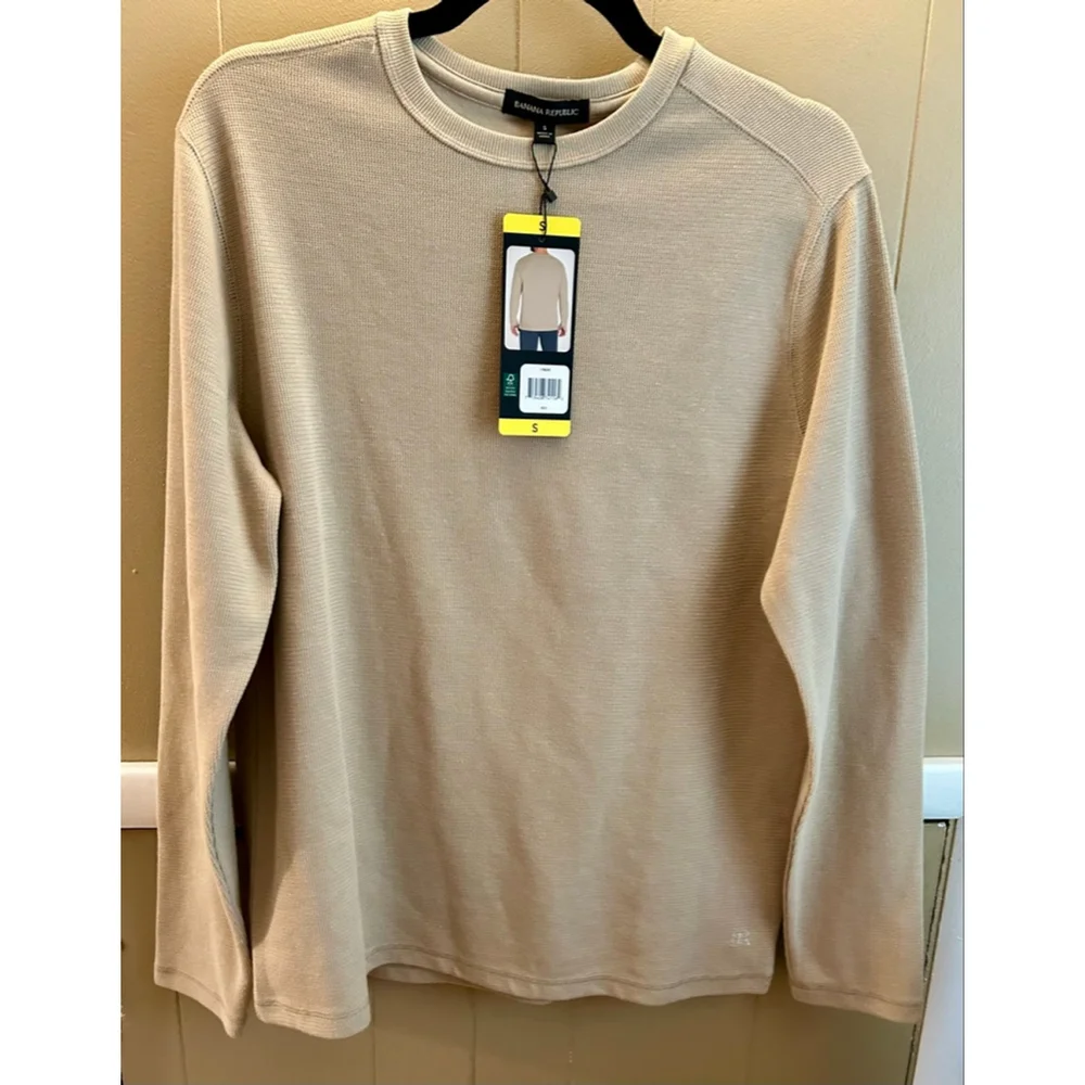 Banana Republic Men's Waffle Knit Long Sleeve Henley Crew Neck Shirt Size S Tan